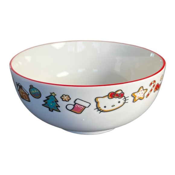 Festive Hello Kitty Bowl​ - Picture 2 of 3